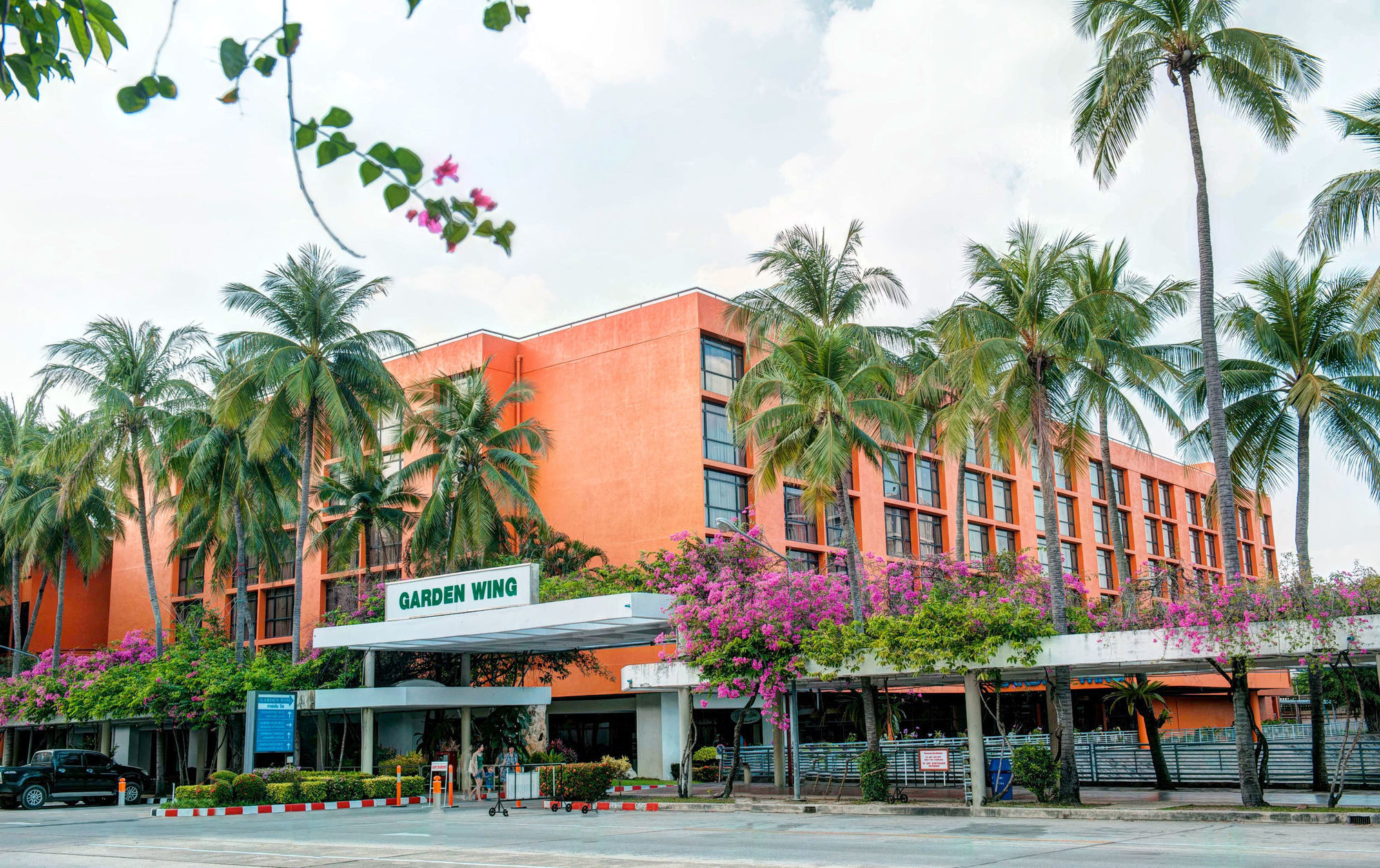 Ambassador City Jomtien Garden Wing Саттахіп Екстер'єр фото